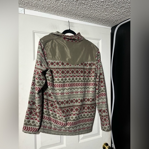 Roper Men's Olive & Red Aztec Micro Fleece Pullover - Picture 4 of 5
